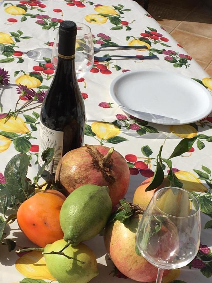 שאקה Casa Vacanze Surriano מראה חיצוני תמונה